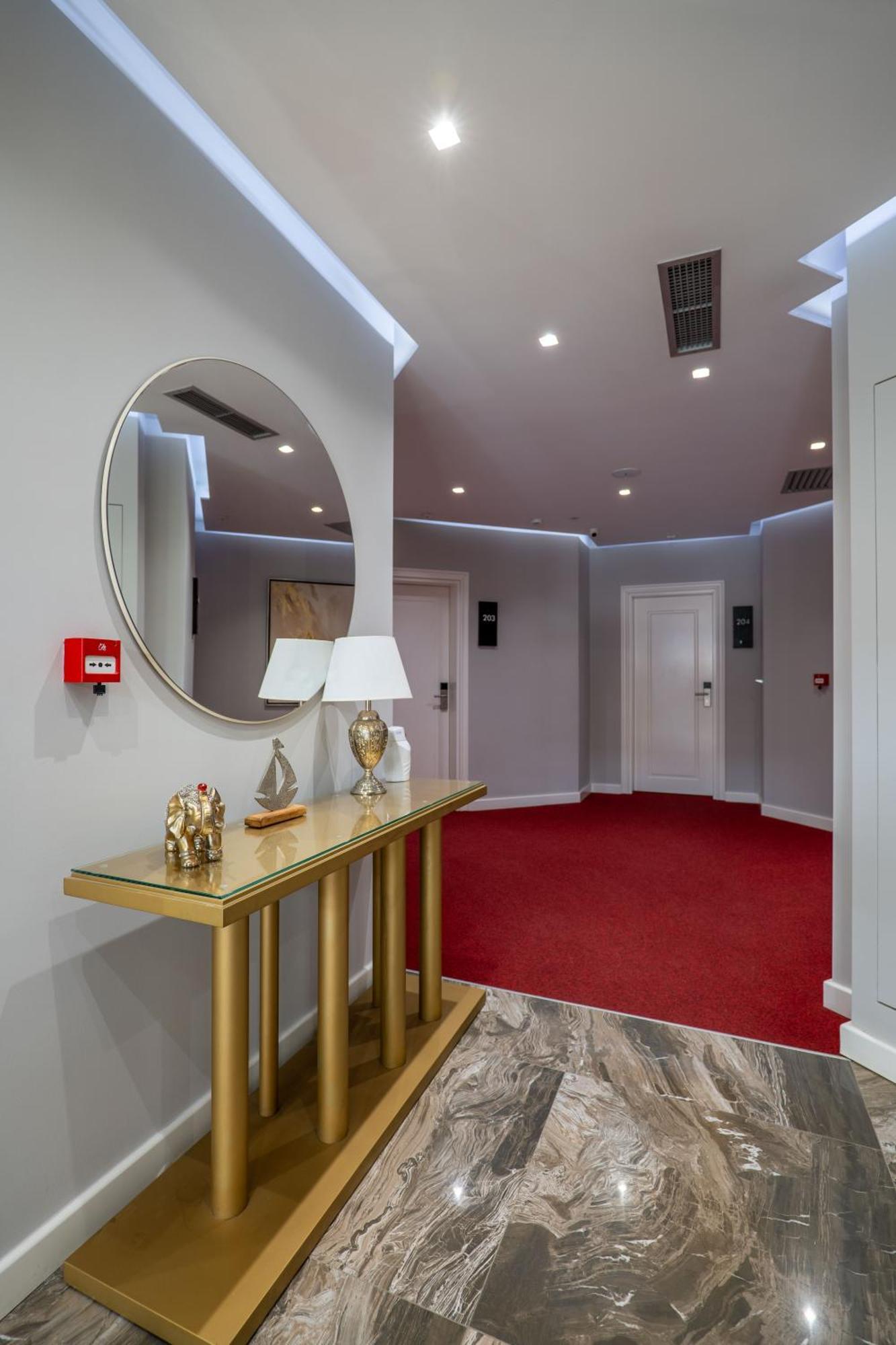 AMI MAR Hotel Sarandë Buitenkant foto