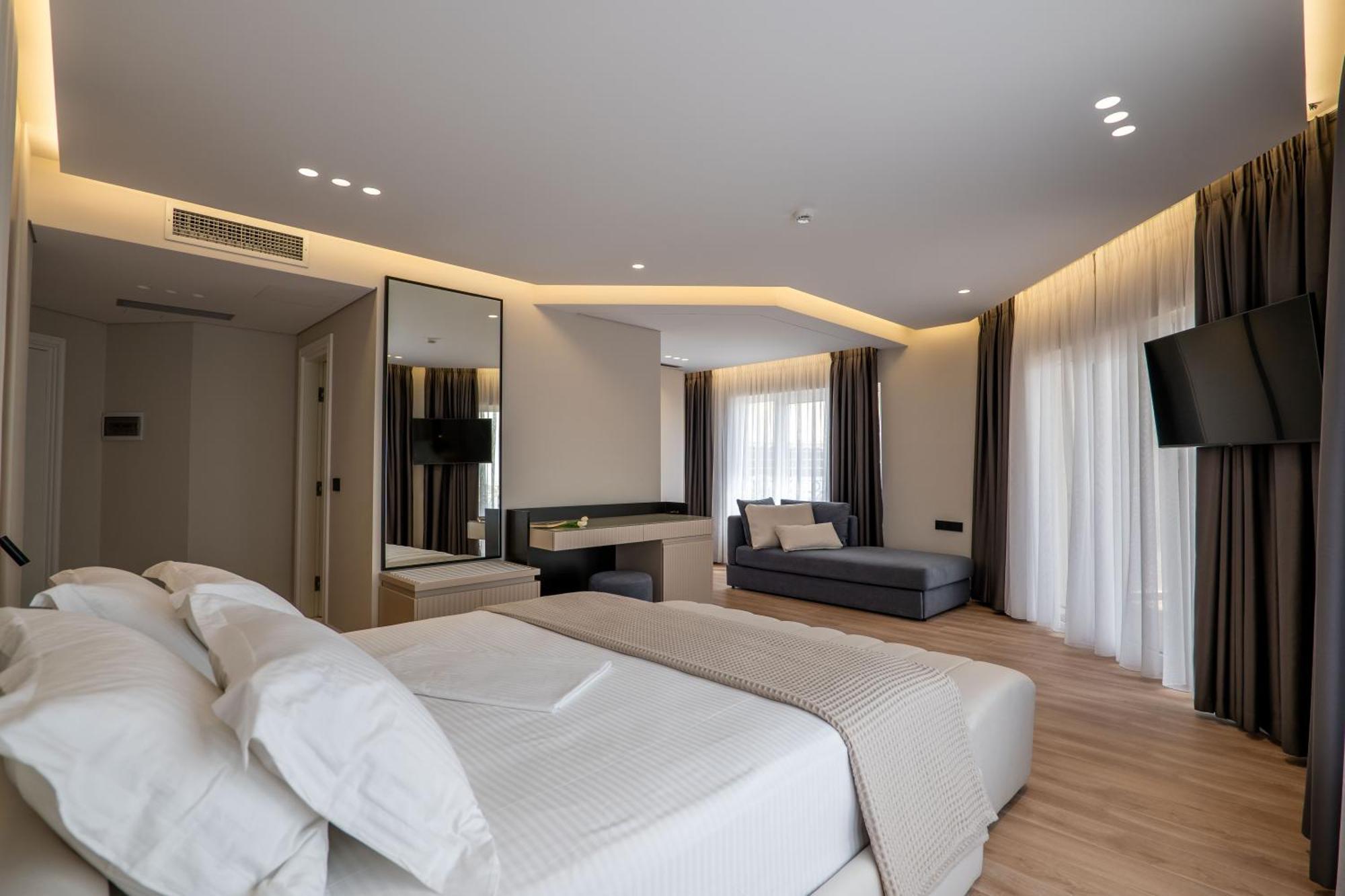 AMI MAR Hotel Sarandë Buitenkant foto