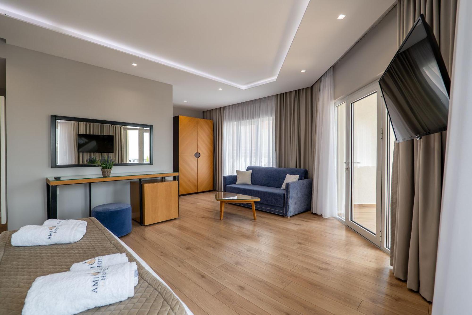AMI MAR Hotel Sarandë Buitenkant foto