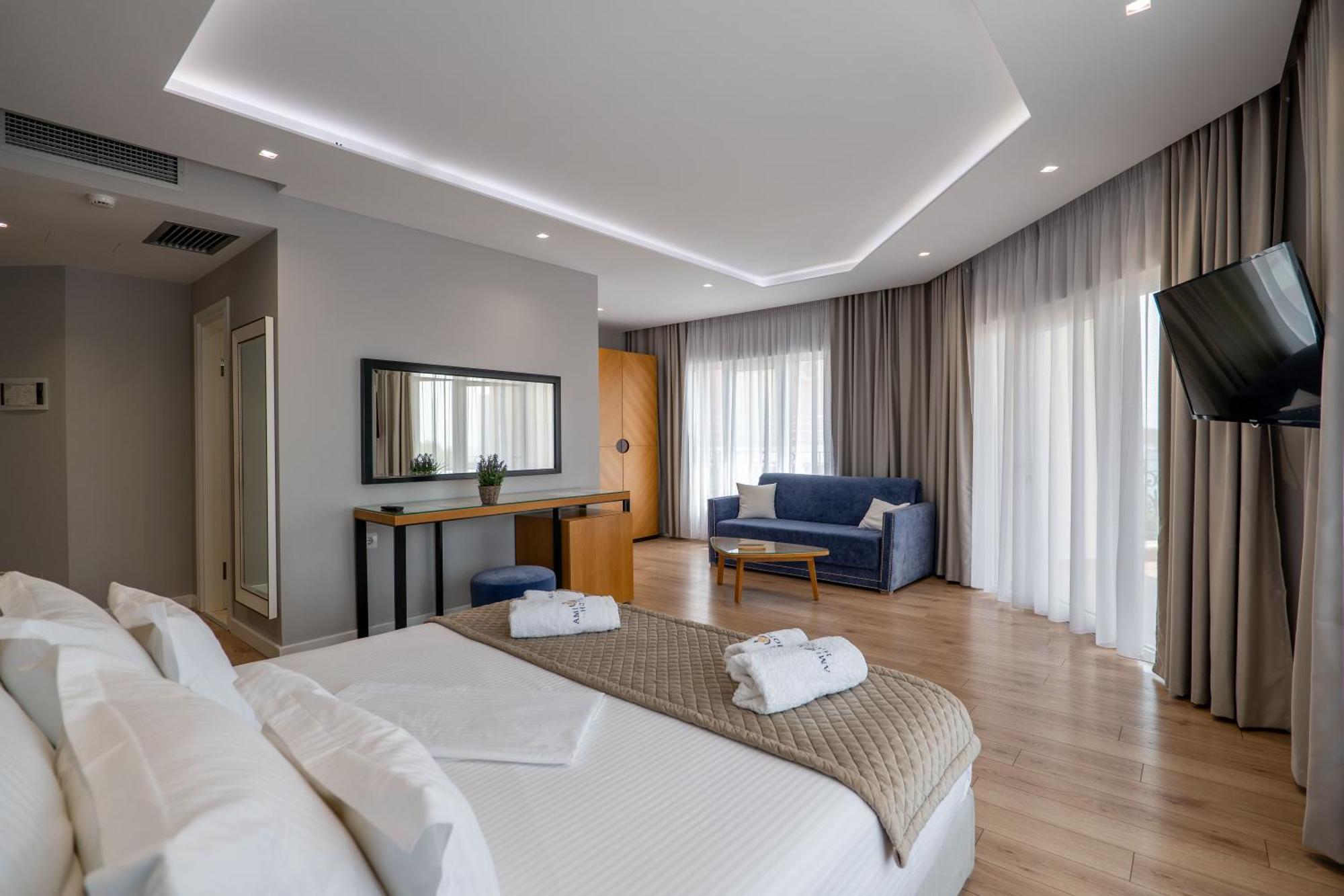 AMI MAR Hotel Sarandë Buitenkant foto