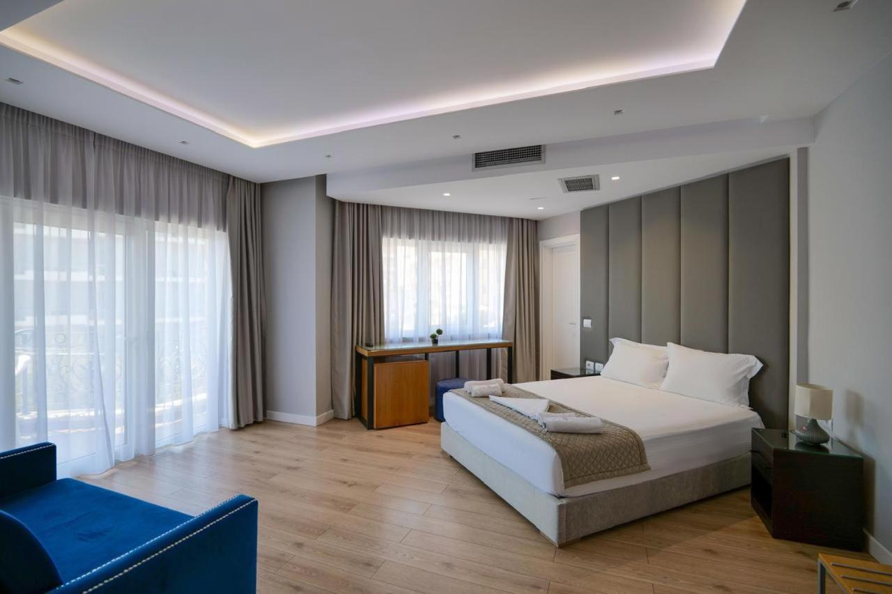 AMI MAR Hotel Sarandë Buitenkant foto