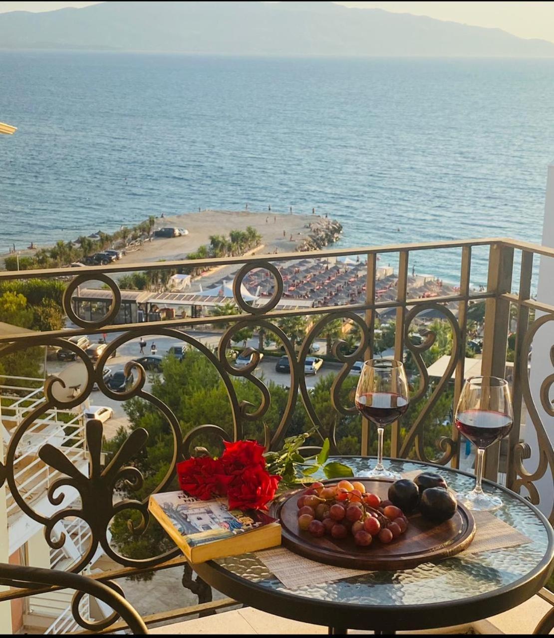 AMI MAR Hotel Sarandë Buitenkant foto